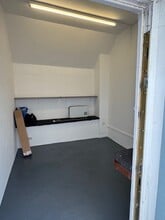 Charlwood Rd, Crawley for lease Interior Photo- Image 1 of 3