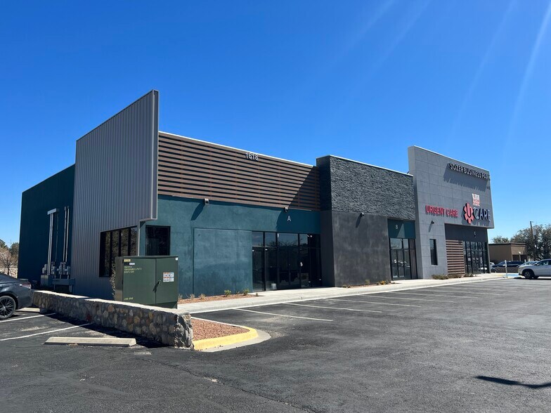 1618 N Lee Trevino Dr, El Paso, TX à vendre - Photo du bâtiment - Image 2 de 10