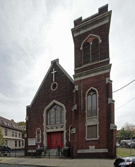 11 Brinkerhoff St, Jersey City, NJ for sale - Primary Photo - Image 1 of 2