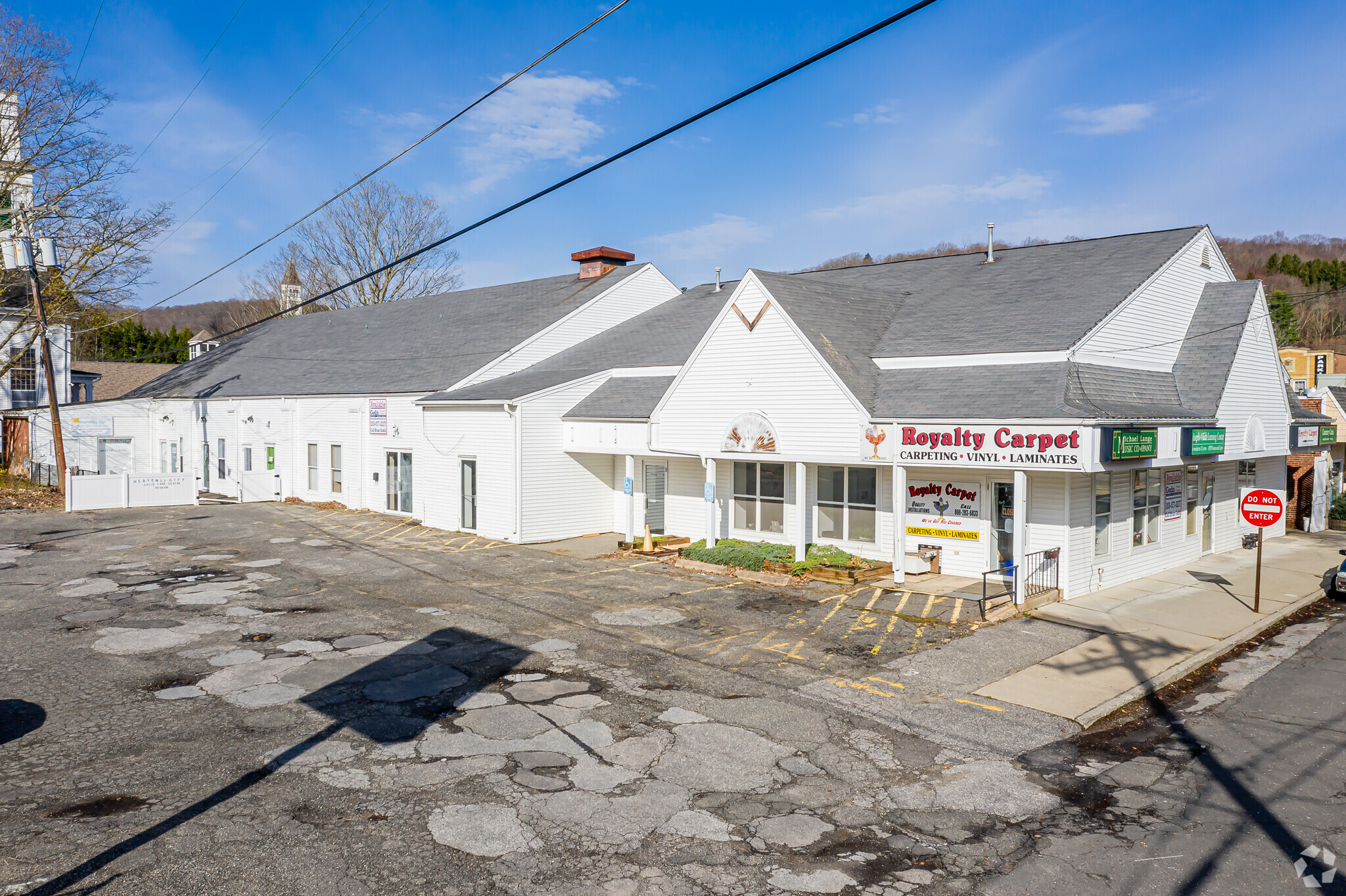 14 Park St, Thomaston, CT à vendre Photo principale- Image 1 de 1