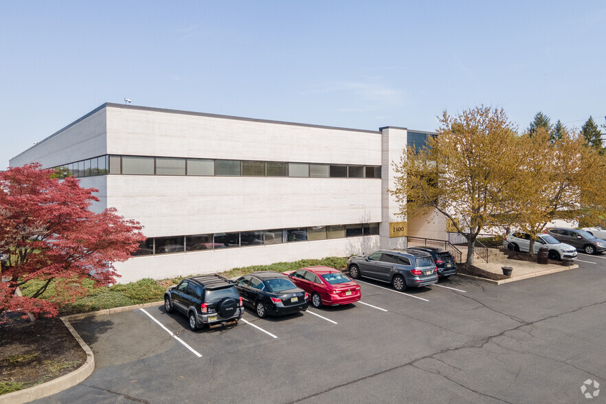 21-00 State Route 208, Fair Lawn, NJ for lease - Building Photo - Image 1 of 7