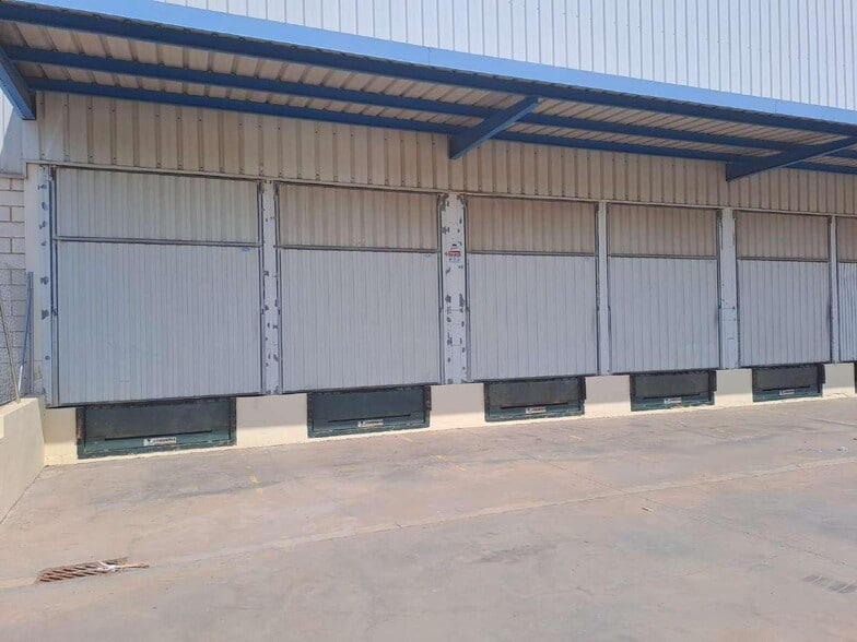 Industrial in Riba-roja de Túria, Valencia for lease - Building Photo - Image 2 of 3