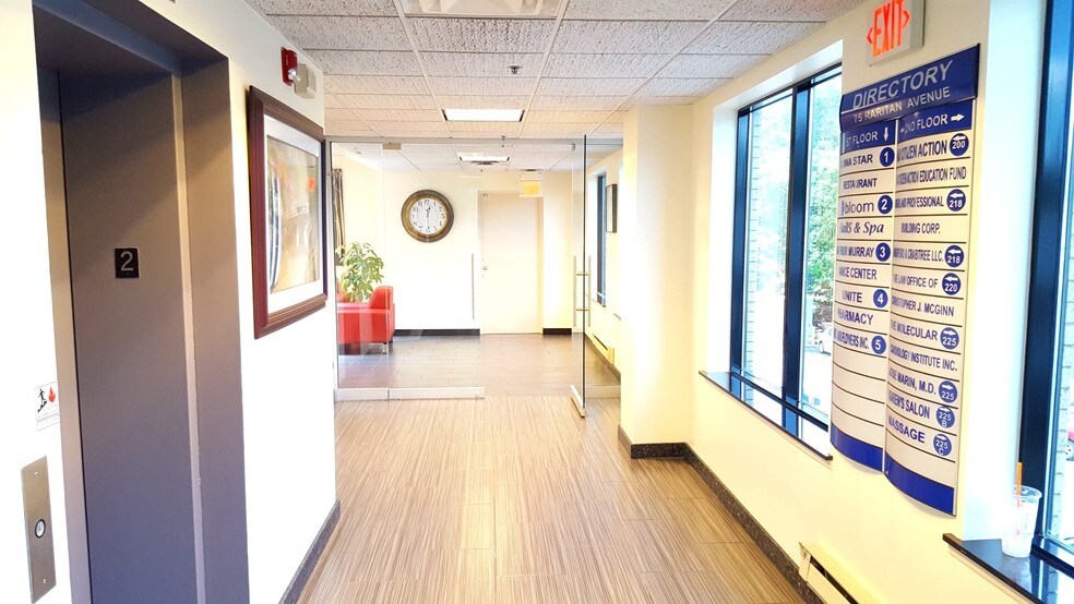 75 Raritan Ave, Highland Park, NJ for lease - Lobby - Image 2 of 11