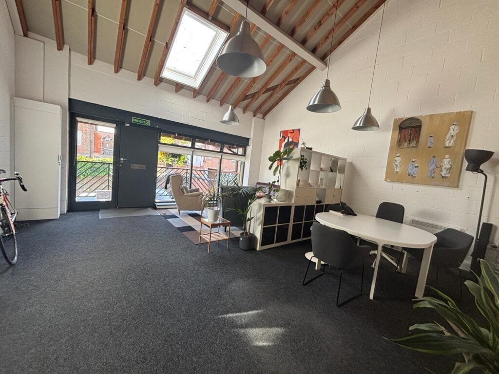 1-32 Hyde St, Winchester for lease Interior Photo- Image 1 of 5