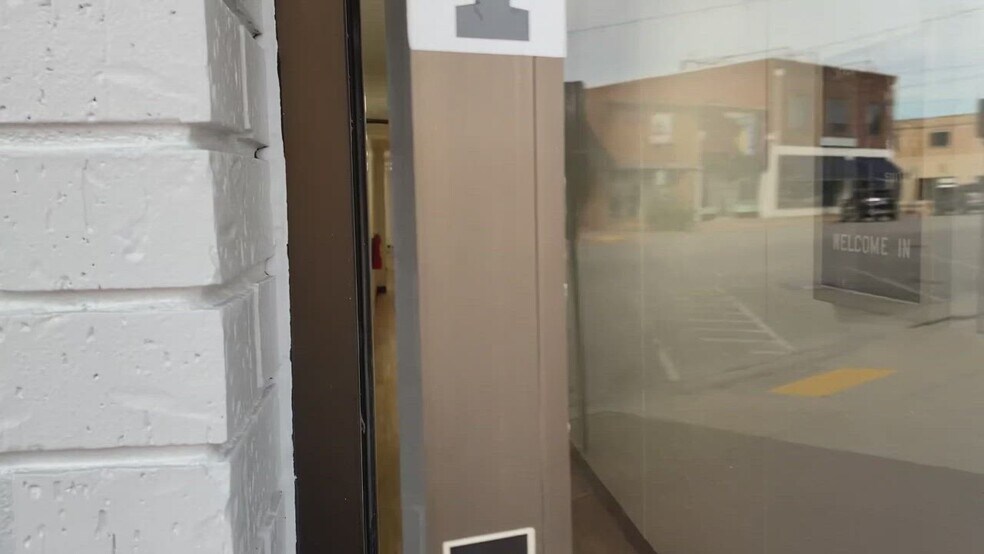 409-411 W Chickasha Ave, Chickasha, OK à louer - Vidéo sur l’inscription commerciale - Image 2 de 20