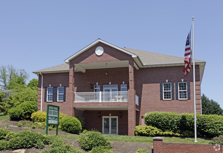101 Dalton Place Way, Knoxville, TN for lease - Building Photo - Image 3 of 9