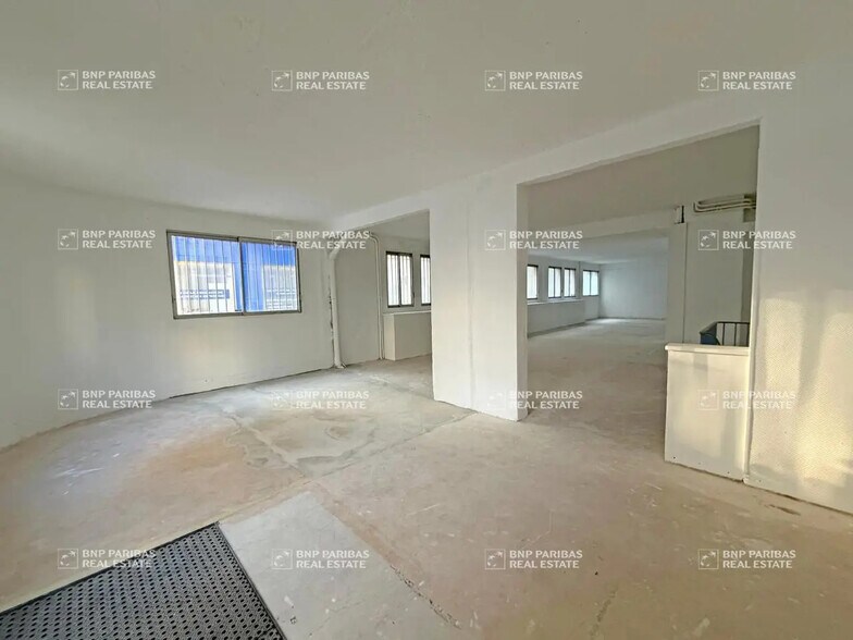 18 Bis Rue Violet, Paris for sale - Interior Photo - Image 3 of 9