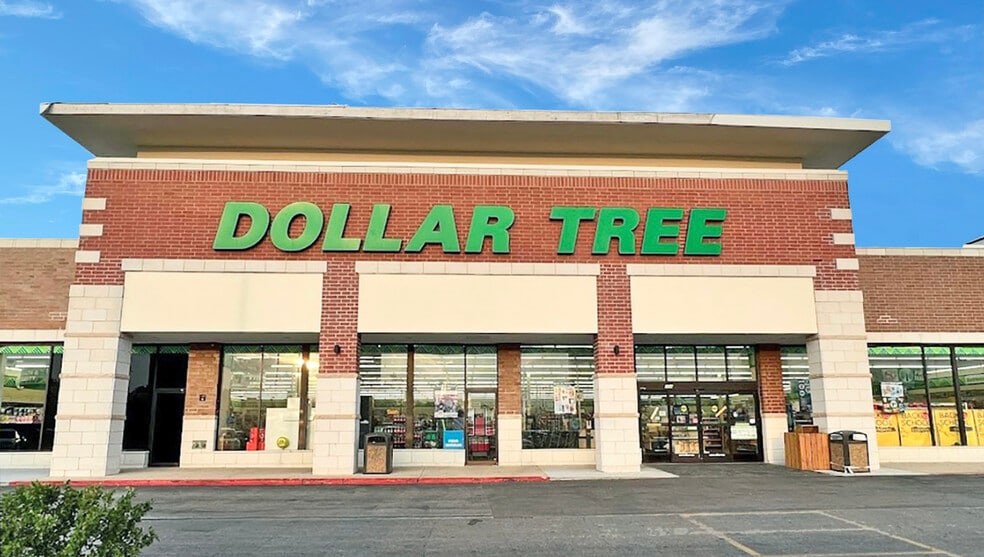 100-298 W Roosevelt Rd, Villa Park, IL for lease - Building Photo - Image 3 of 9