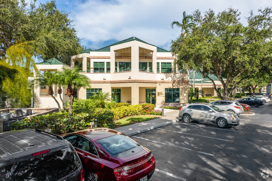 5100 Tamiami Trl N, Naples, FL for lease - Building Photo - Image 3 of 7