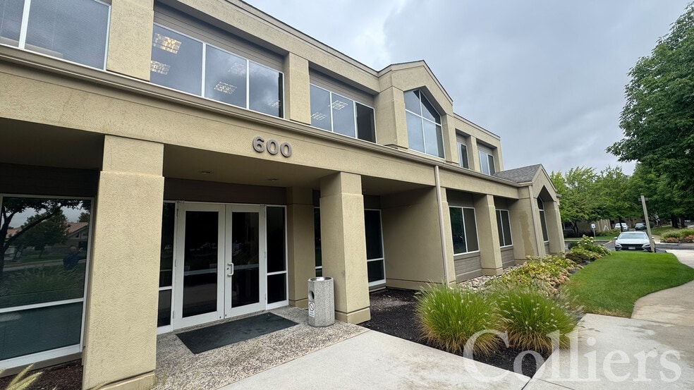 600 E Riverpark Ln, Boise, ID for lease - Building Photo - Image 3 of 7