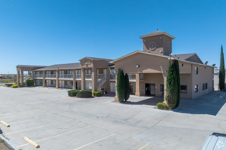 1408 South Main St, Lordsburg, NM for sale - Primary Photo - Image 1 of 1