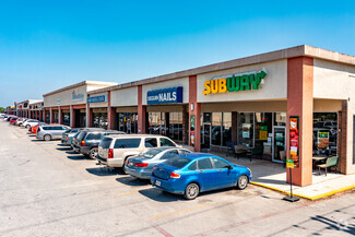 More details for 1341-1489 E Court St, Seguin, TX - Retail, Industrial for Lease