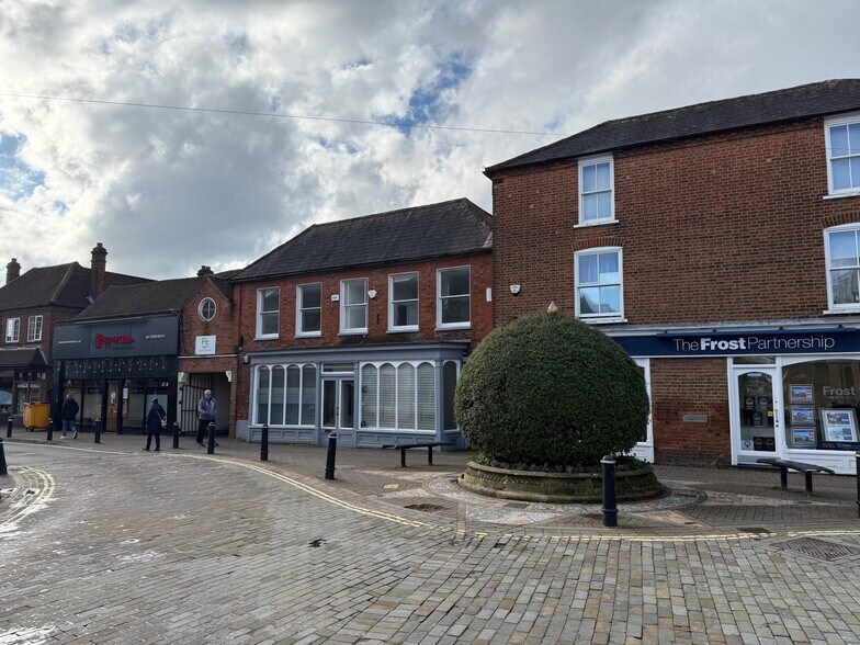 71 High St, Burnham à louer - Photo du bâtiment - Image 3 de 15