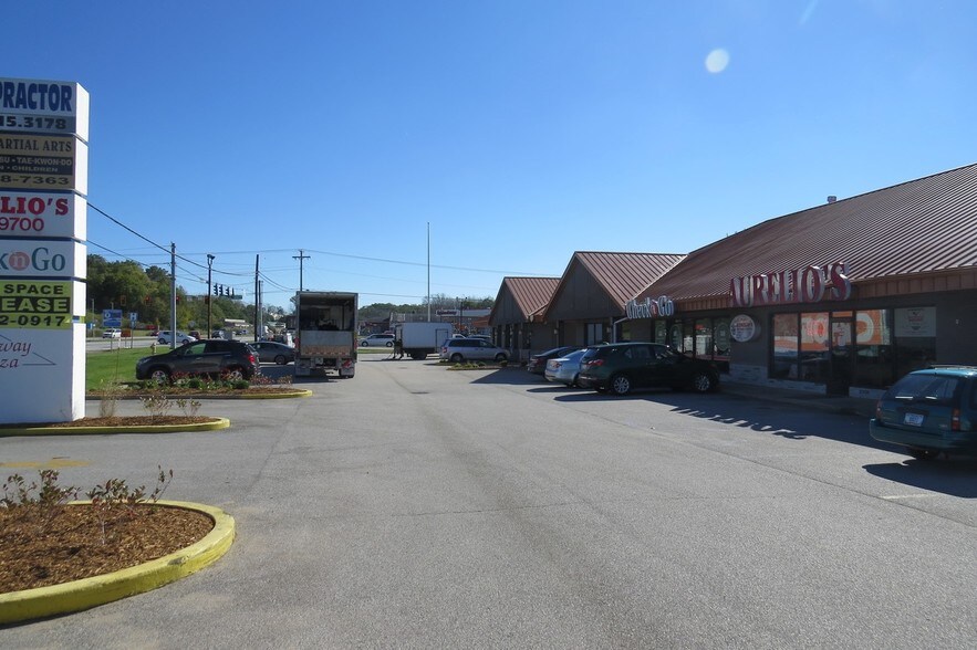 265 Morthland Dr, Valparaiso, IN à louer - Photo du bâtiment - Image 3 de 14