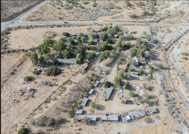 34270 Cheseboro Rd, Palmdale, CA à vendre - Photo du bâtiment - Image 3 de 20