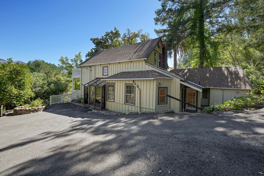 1423-1425 Foothill, Calistoga, CA à vendre - Photo du bâtiment - Image 3 de 32