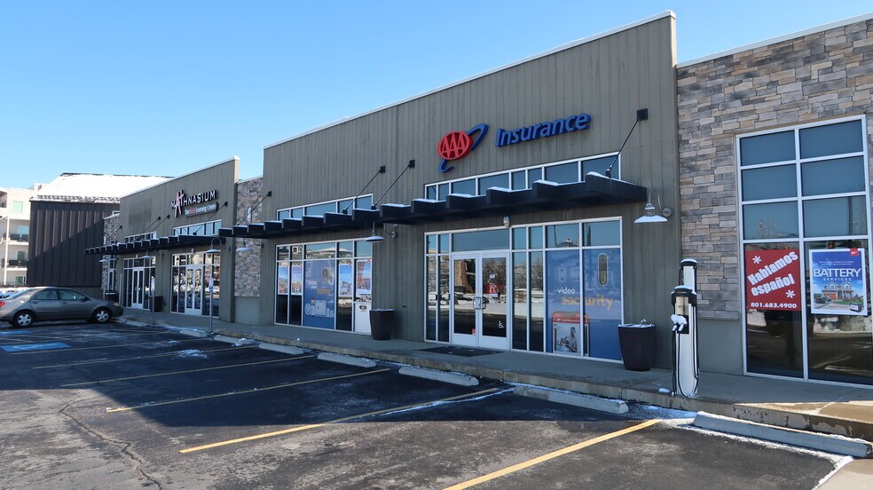 1067 Grand Ave, Farmington, UT à vendre - Photo du bâtiment - Image 2 de 13