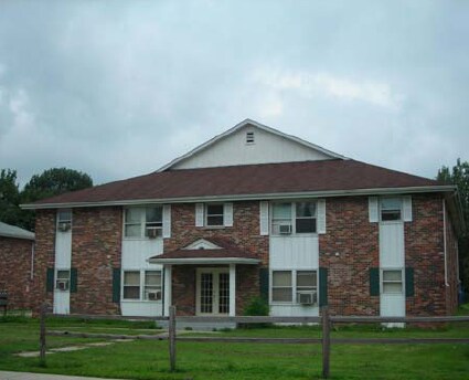 1070 Orange Ave, Marseilles, IL à vendre - Photo principale - Image 1 de 1