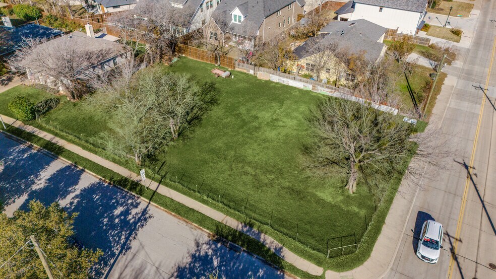 309 N Main St, Grapevine, TX à vendre - Aérien - Image 3 de 8