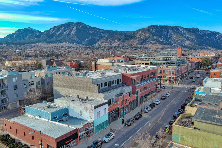 1638 Pearl St, Boulder, CO à louer - Aérien - Image 3 de 5