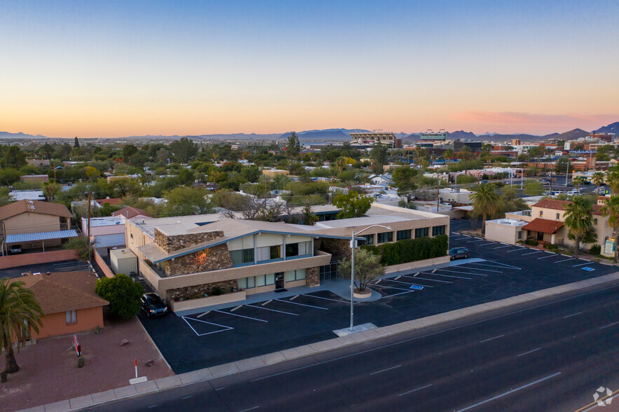 2030 E Speedway Blvd, Tucson, AZ for lease - Aerial - Image 3 of 4