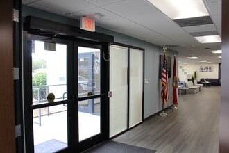 4524 Oak Fair Blvd, Tampa, FL à louer Photo intérieure- Image 2 de 10