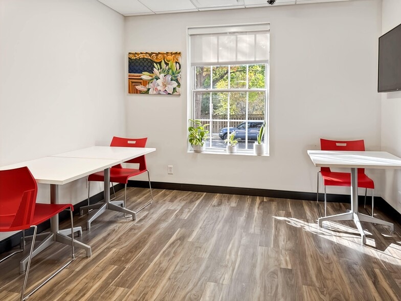4315 50th St NW, Washington, DC à louer - Photo intérieure - Image 3 de 20