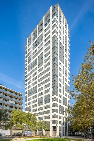 More details for Carrer de Fluvià, 95, Barcelona - Multifamily for Sale