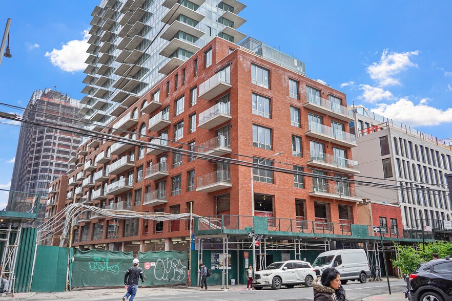 395 Carroll Street, Brooklyn, NY à louer - Photo du bâtiment - Image 3 de 12