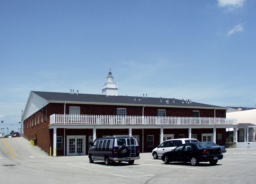 2402 N Highway 67, Florissant, MO à louer - Autre - Image 3 de 9