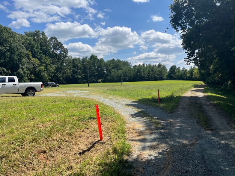 5071-A Salem Church Rd, Haw River, NC à vendre - Photo du b timent - Image 3 de 3