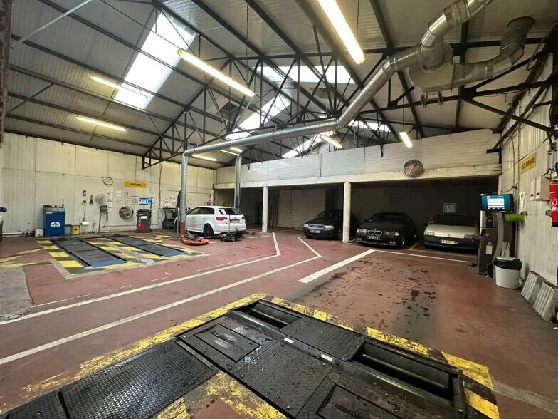 Bureau dans Lille à louer - Photo du bâtiment - Image 3 de 9