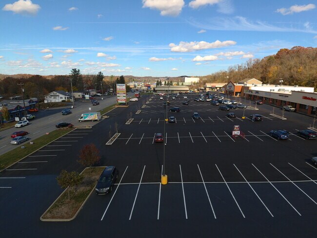 Plus de détails pour 4706 Route 8, Allison Park, PA - Commerce de détail à louer