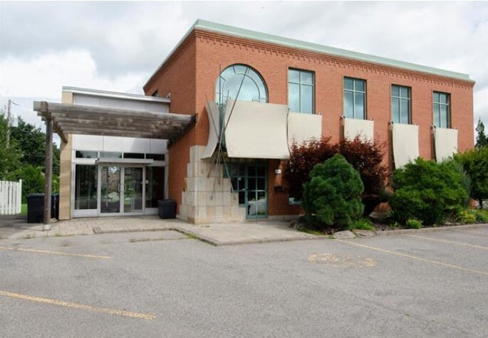 5263 Boul Hébert, Salaberry-de-valleyfield, QC à vendre Photo principale- Image 1 de 2