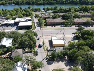Plus de détails pour 2500 Lake Austin Blvd, Austin, TX - Commerce de détail à vendre