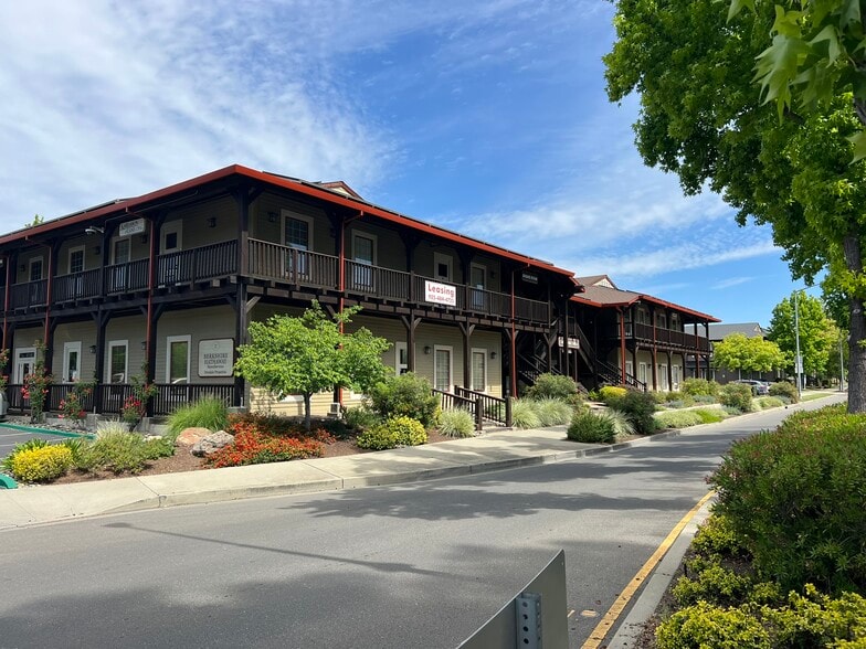 4725 1st St, Pleasanton, CA for lease - Building Photo - Image 3 of 9