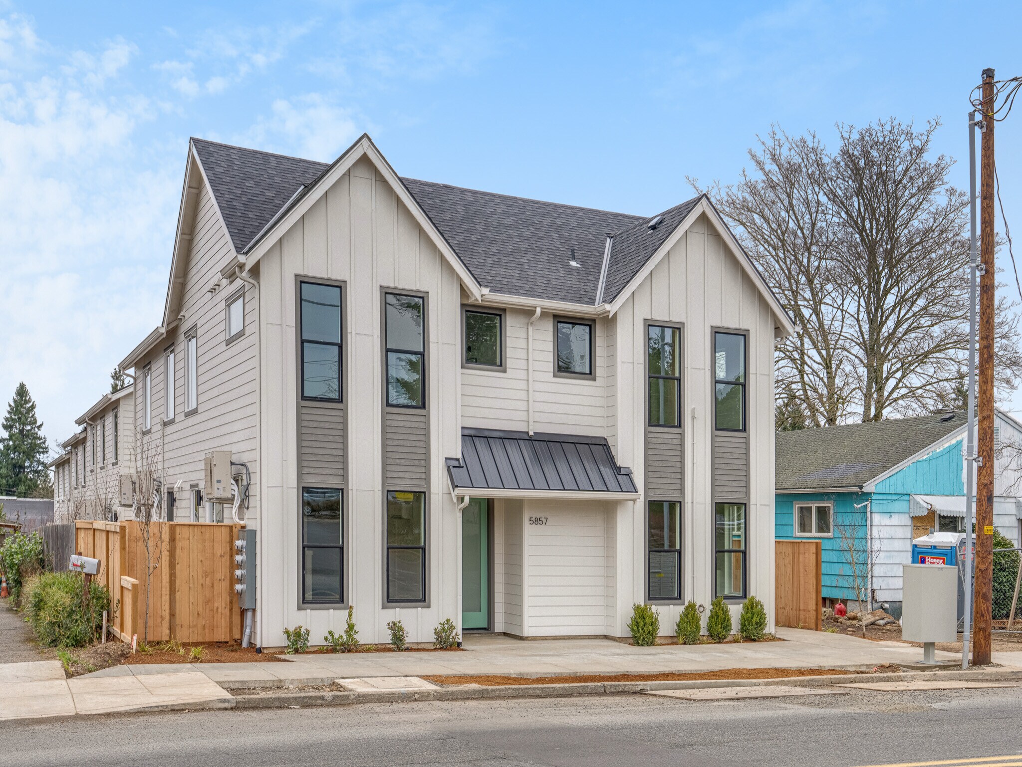 5855 Prescott St, Portland, OR à vendre Photo principale- Image 1 de 13