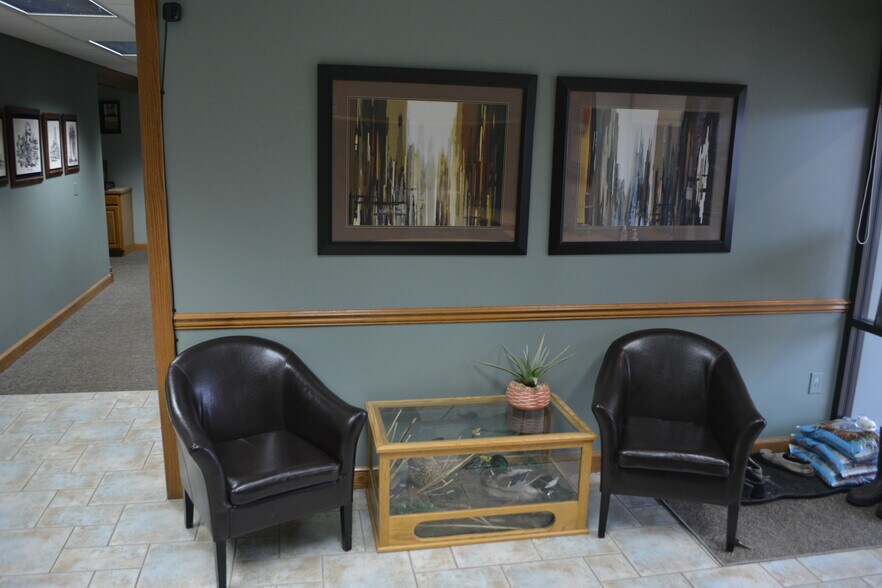 1313 Mission, Mount Pleasant, MI à louer - Photo du bâtiment - Image 3 de 16