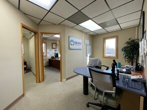 7845 Brooklyn Blvd, Brooklyn Park, MN for lease Building Photo- Image 1 of 5