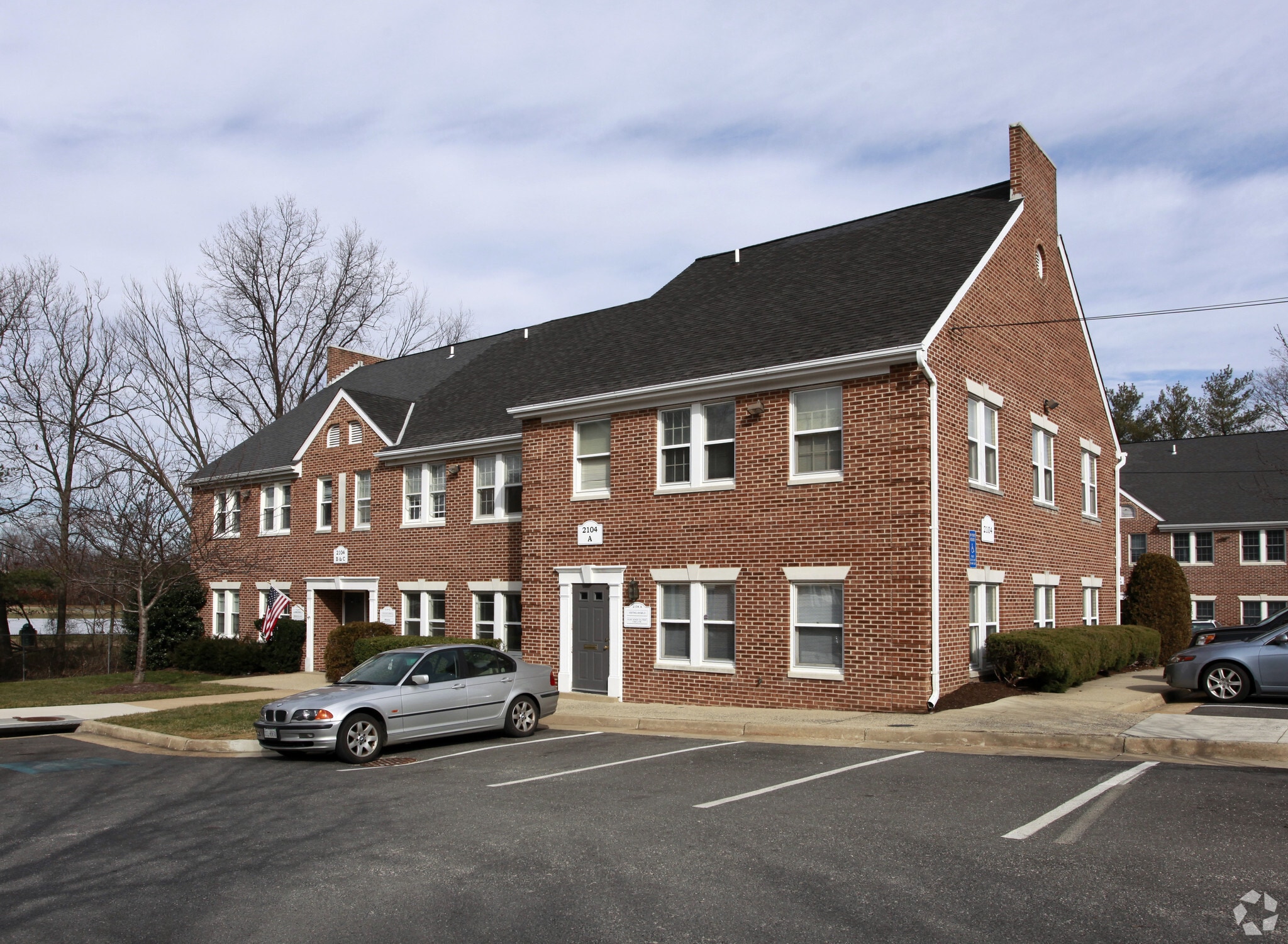 2104 Gallows Rd, Vienna, VA for lease Primary Photo- Image 1 of 5