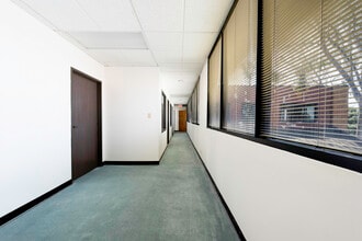 1982-1984 Obispo Ave, Signal Hill, CA for lease Interior Photo- Image 2 of 6