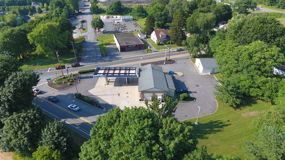 700 State Route 57, Stewartsville, NJ for sale - Building Photo - Image 1 of 1