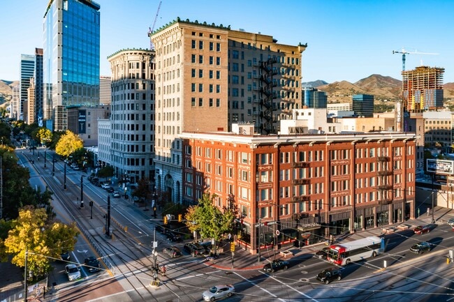 Plus de détails pour 379 S Main St, Salt Lake City, UT - Commerce de détail à louer