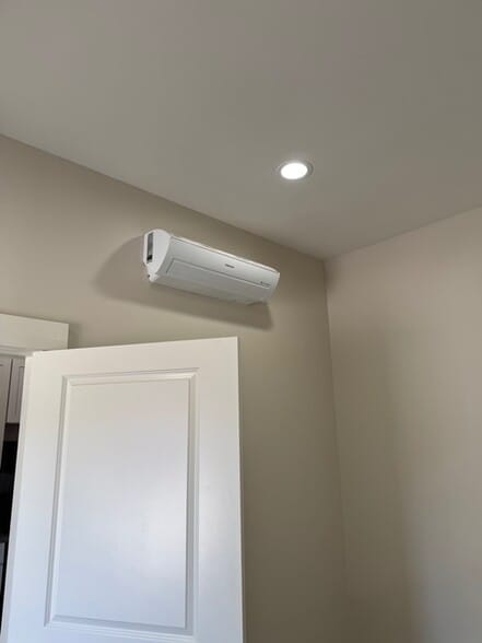 227 S Halcyon Rd, Arroyo Grande, CA à louer - Photo du bâtiment - Image 3 de 13