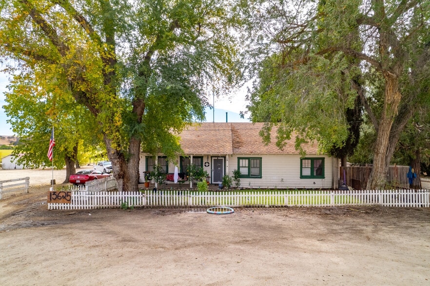 13625 E Highway 46, Paso Robles, CA for sale - Aerial - Image 3 of 9