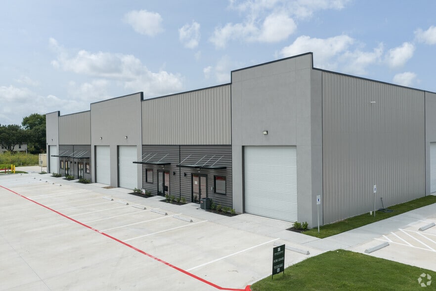26717 Westheimer Pky, Katy, TX for lease - Building Photo - Image 3 of 8
