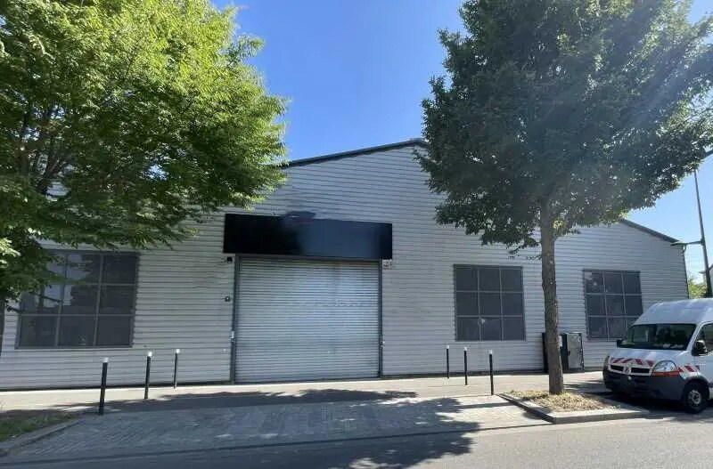 Flex in Épinay-sur-Seine for lease Building Photo- Image 1 of 10