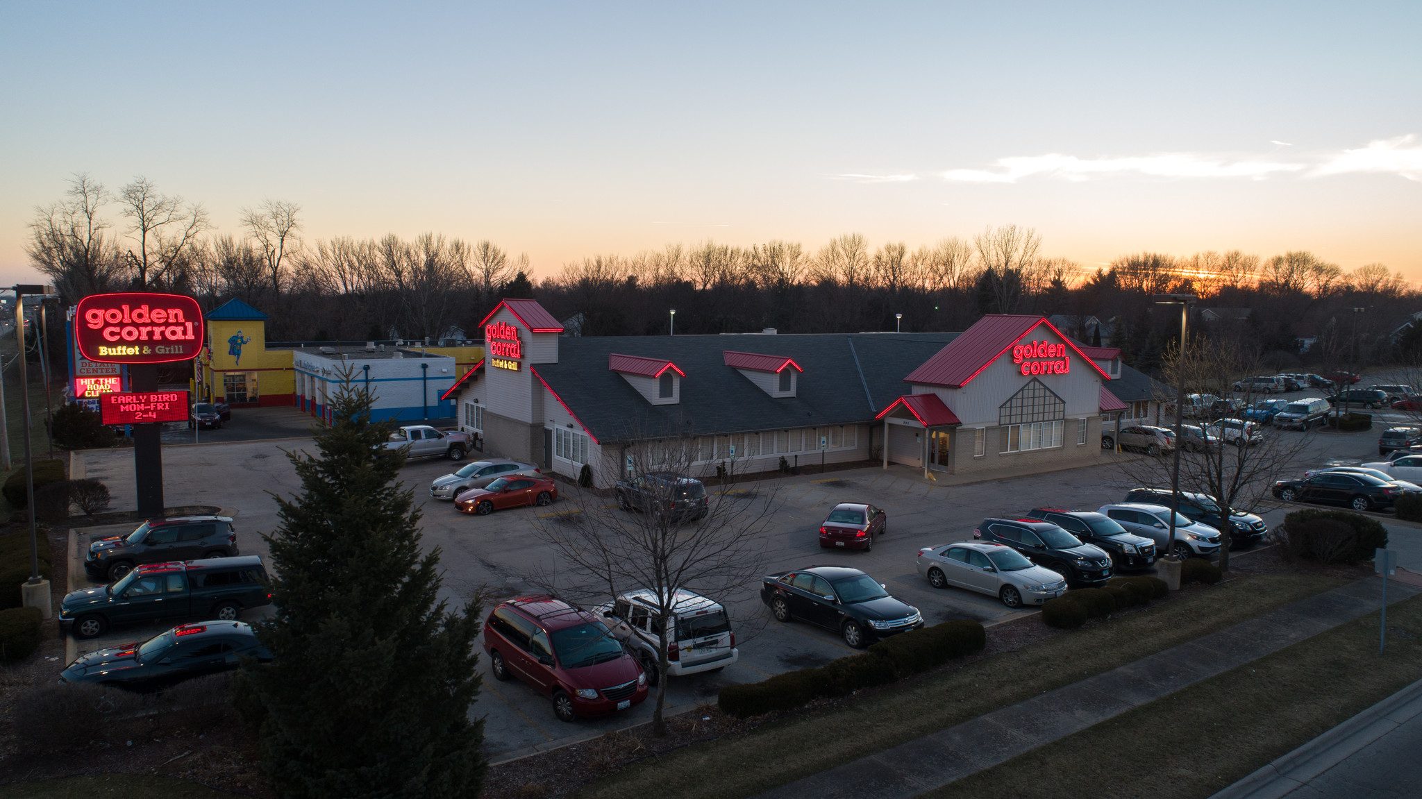 Golden Corral, Rockford, IL à vendre Autre- Image 1 de 1