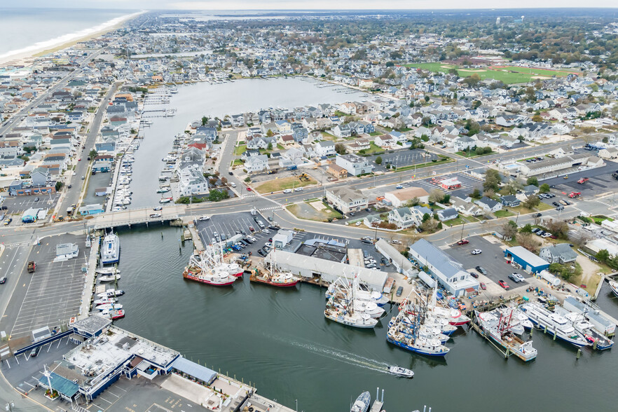 53 Broadway, Point Pleasant Beach, NJ for sale - Primary Photo - Image 1 of 1