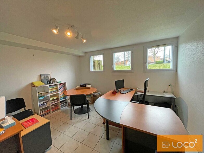 20 Rue Montaigne, Blagnac for sale - Interior Photo - Image 3 of 5